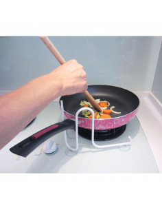 MAINTIEN DE CASSEROLE